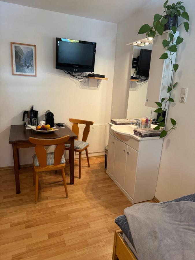 Haus Edelweiss Hotell Obertraun Exteriör bild
