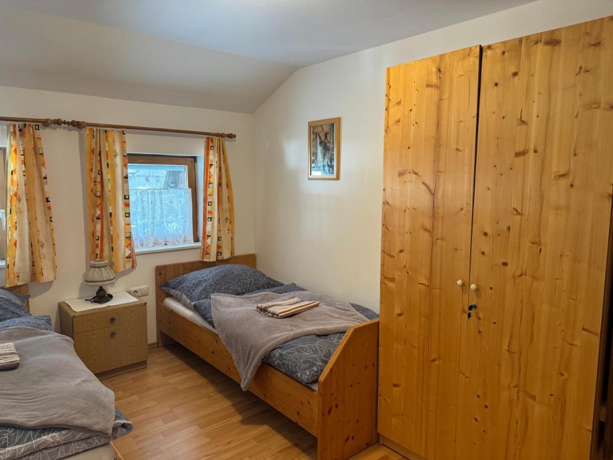 Haus Edelweiss Hotell Obertraun Exteriör bild